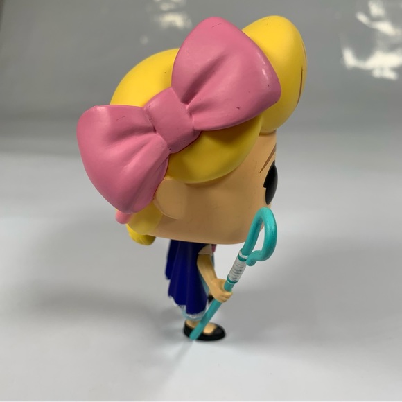 Funko POP Vinyl Figure from Toy Story4- Little Bo Peep #524 - Picture 5 of 6